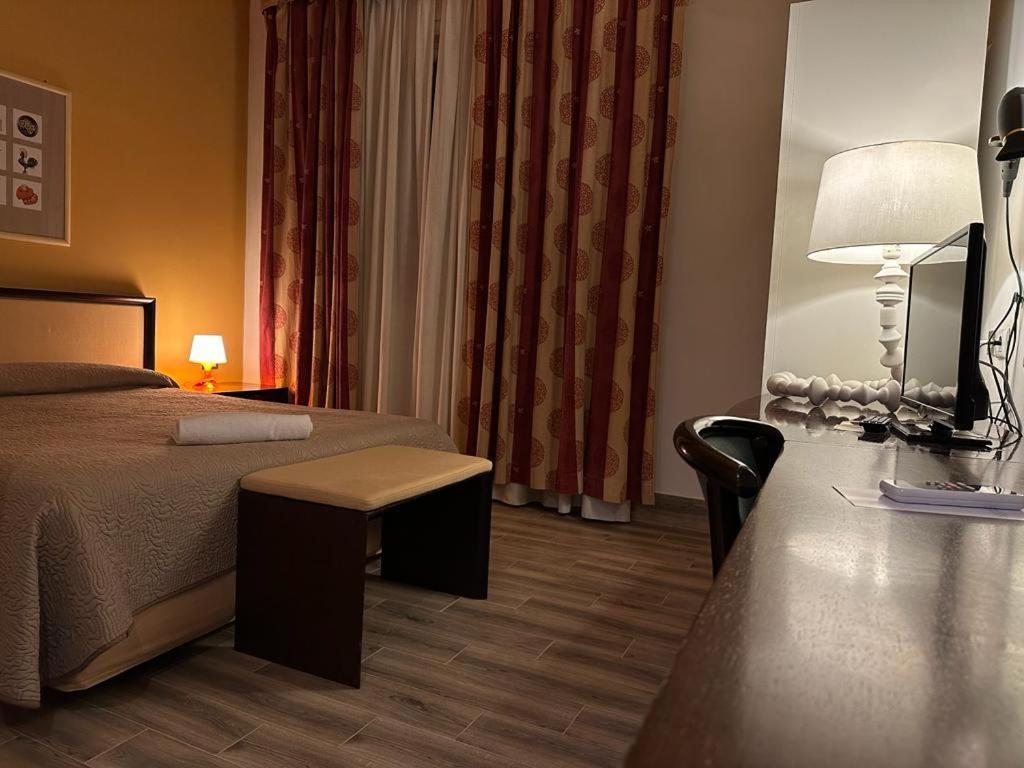 Hotel Le Calandre Rubano Exteriör bild
