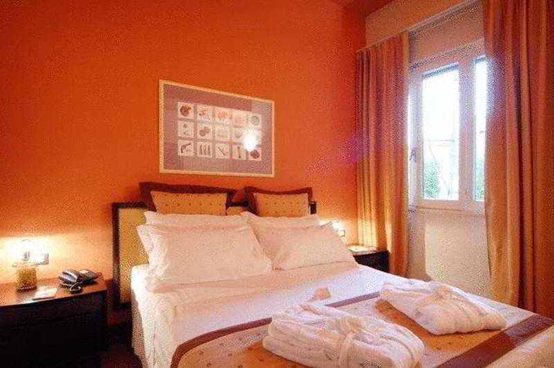 Hotel Le Calandre Rubano Exteriör bild